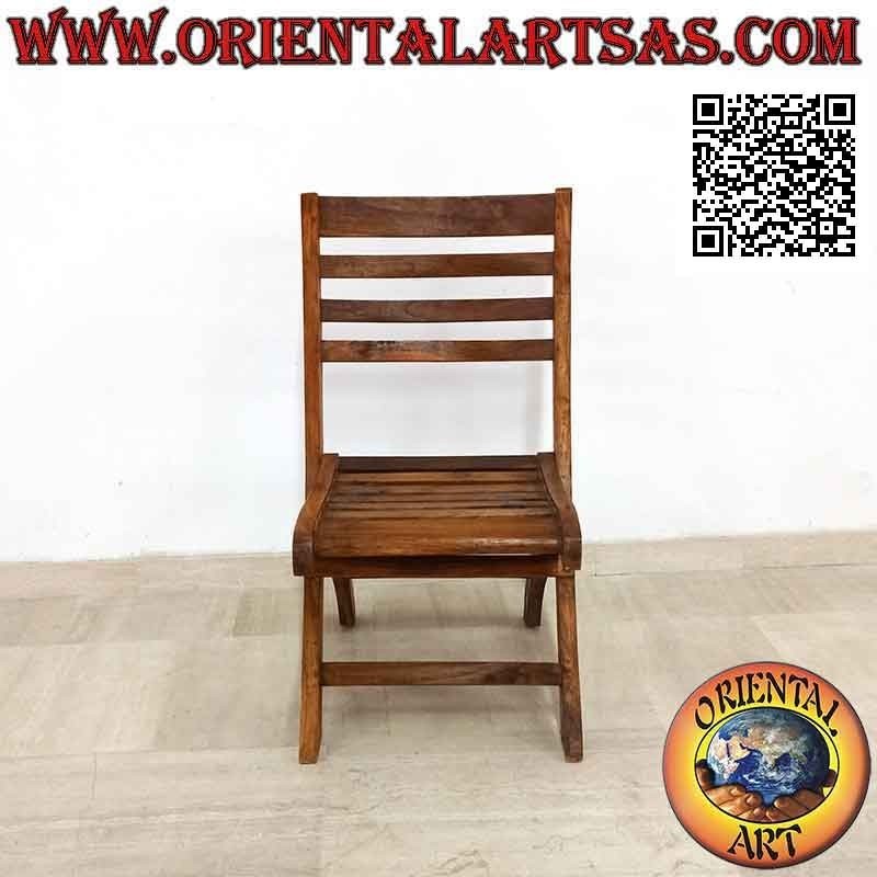 Chaise pliante classique en bois de teck