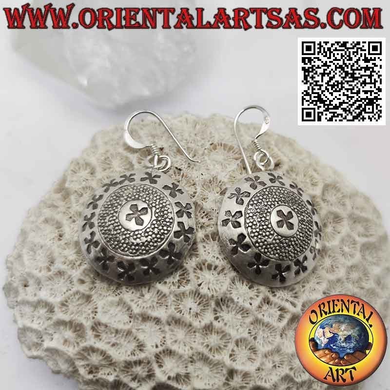 Silver pendant shield earrings with Karen style floral engravings