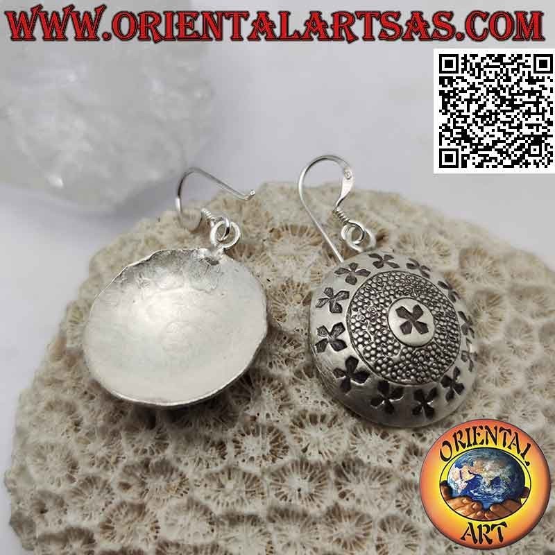 Silver pendant shield earrings with Karen style floral engravings