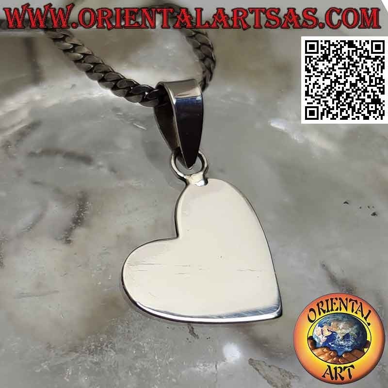 Colgante de plata, corazón plano liso enganchado por un lóbulo