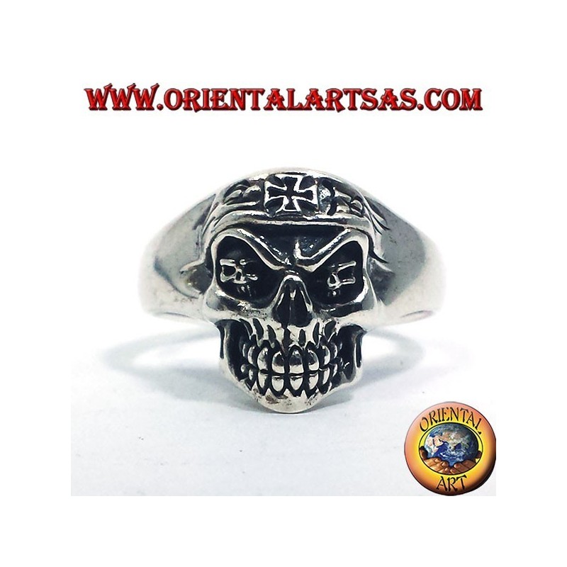 bague en argent, biker crâne avec croix de fer