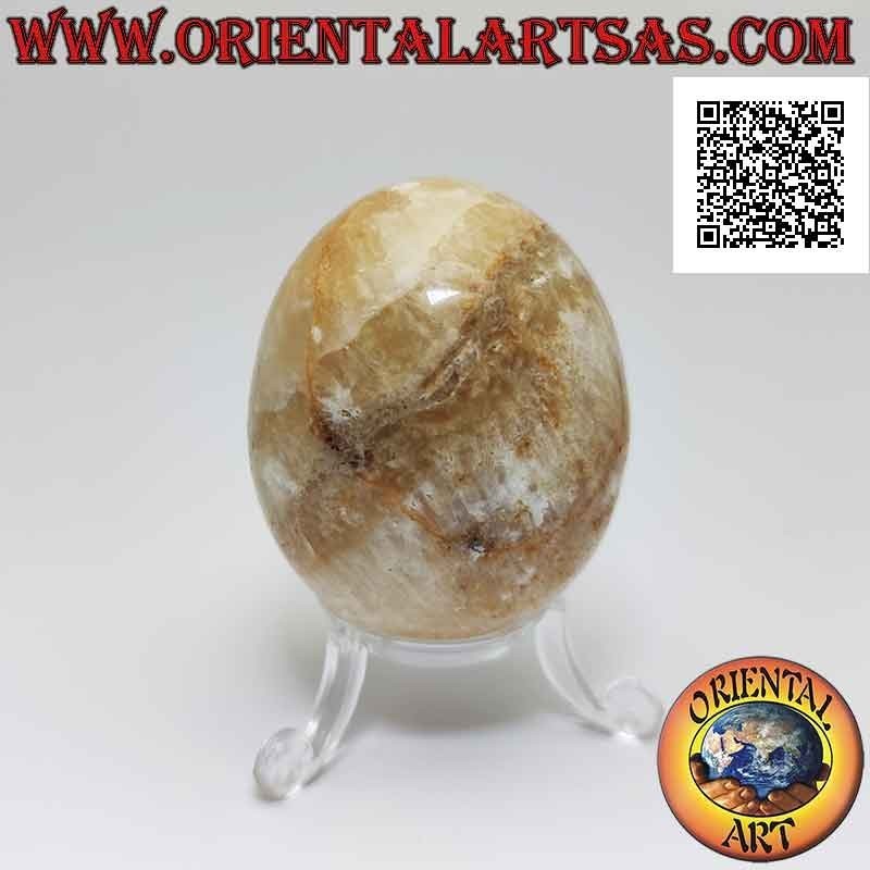 Handmade alabaster eggs with pedestal of 200 g. approx