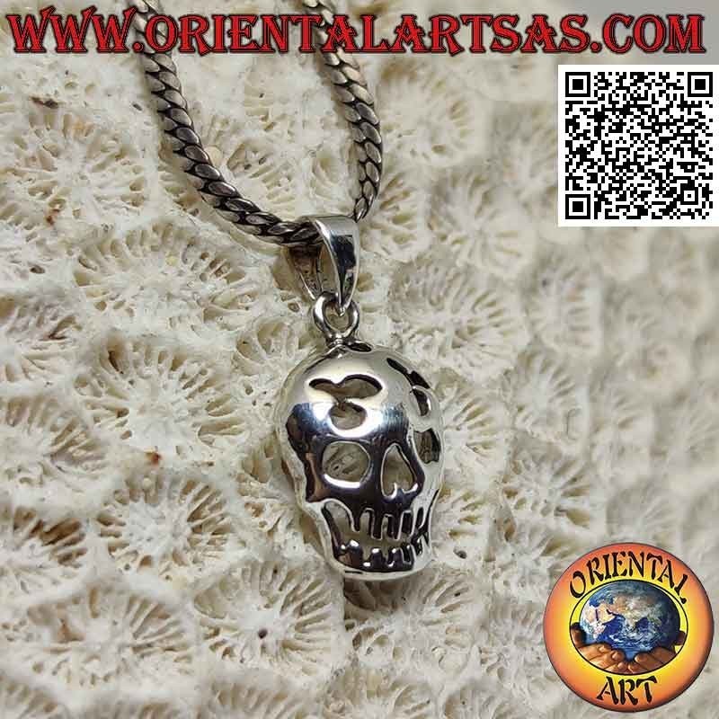 Colgante de plata, la calavera sonriente con frente perforada