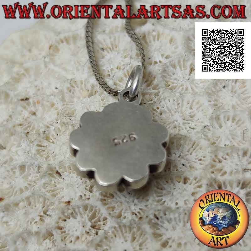 Ciondolo in argento a fiore con turchese tibetano antico cabochon contornato da coralli tondi (2)