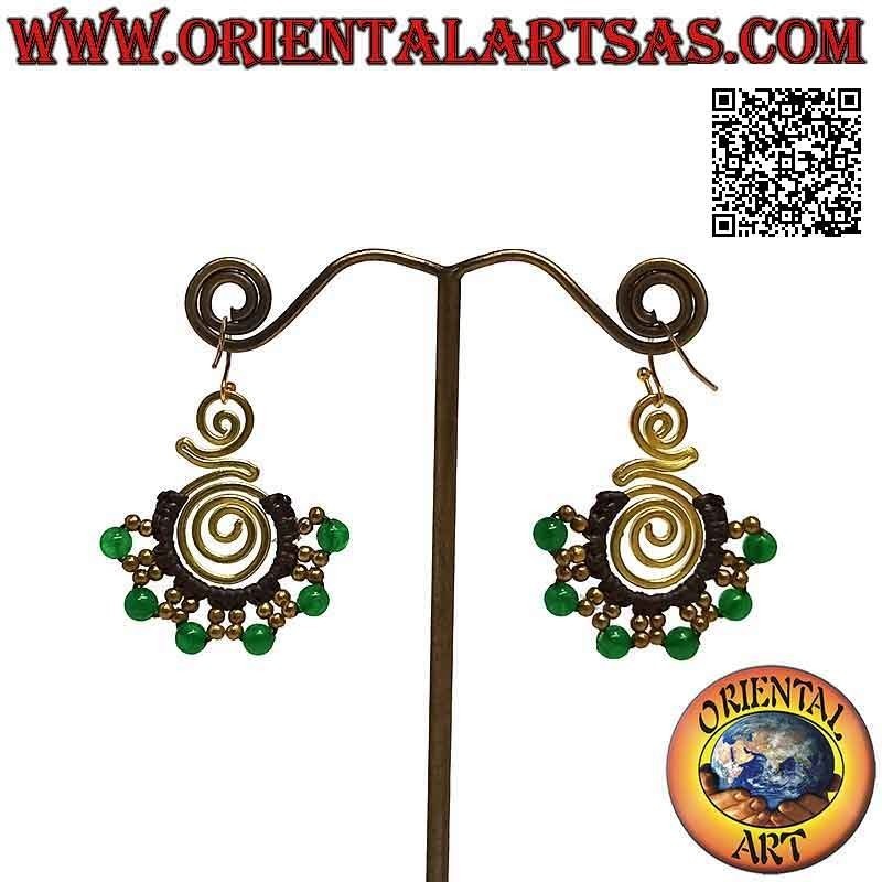 Boucles d'oreilles artisanales en laiton doré et technique macramé avec perles en pierres semi-précieuses (rondes)