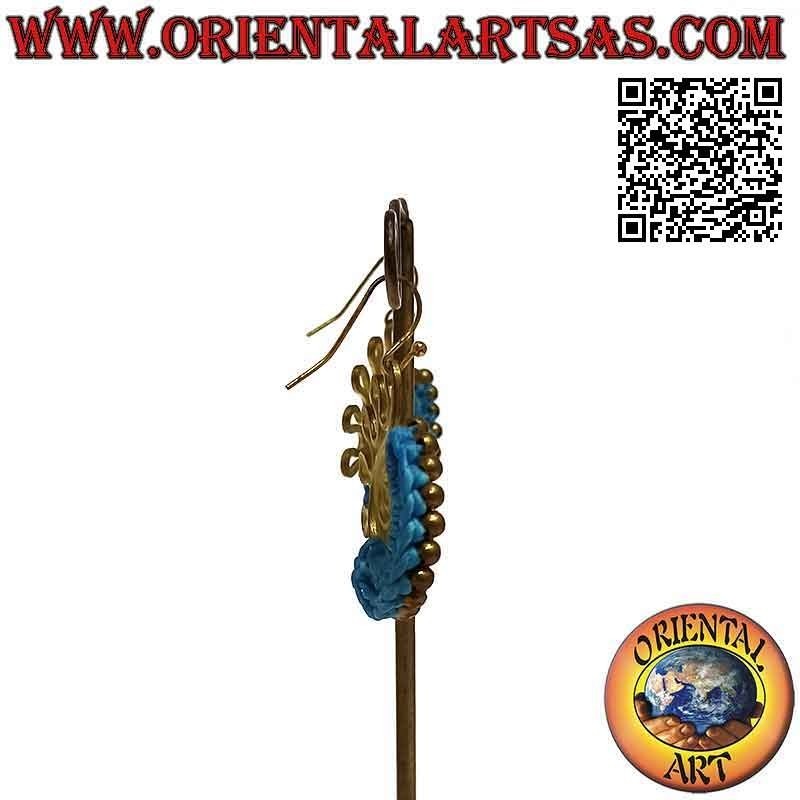 Boucles d'oreilles artisanales en laiton doré et technique macramé (4)