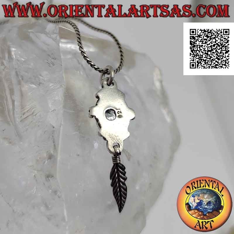 Pendentif en argent avec lapis lazuli ovale entouré de paires de boules et d'un pendentif plume