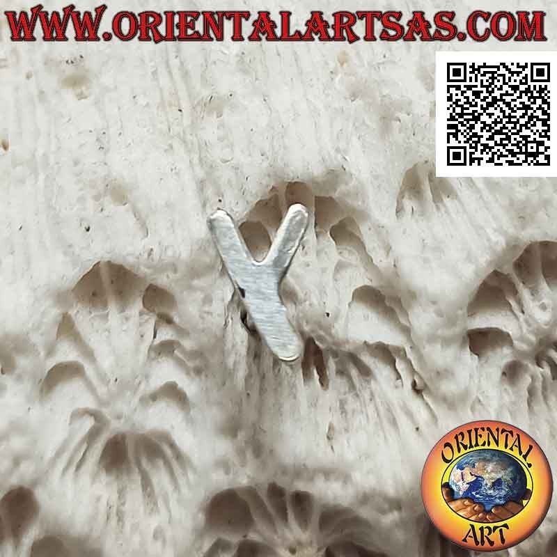 Mini orecchino in argento, la Y di "yes"