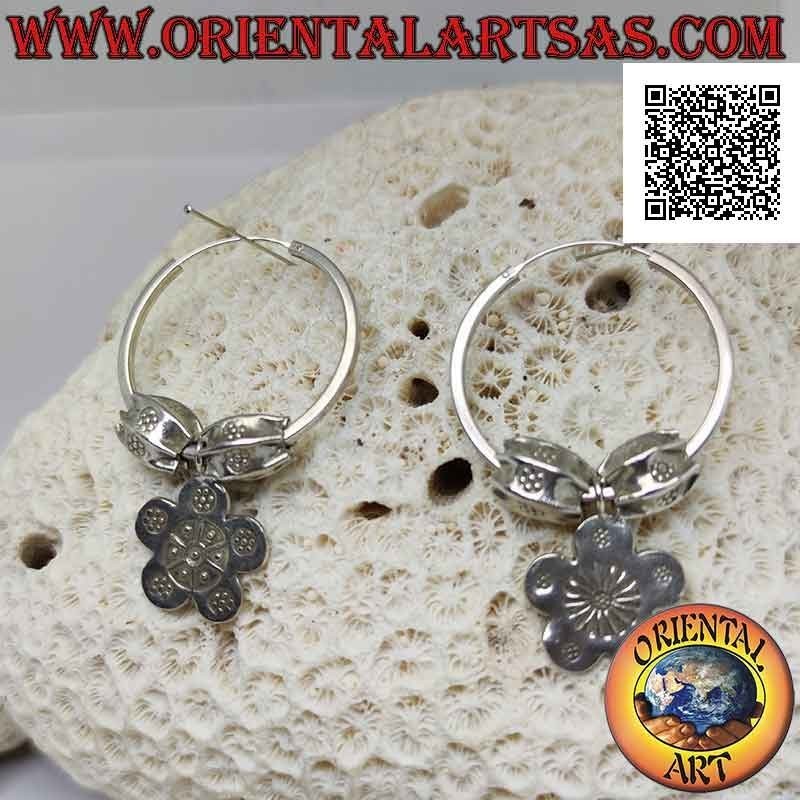 Orecchini in argento a cerchio squadrato (Karen) con inserti e fiore pendente estraibili