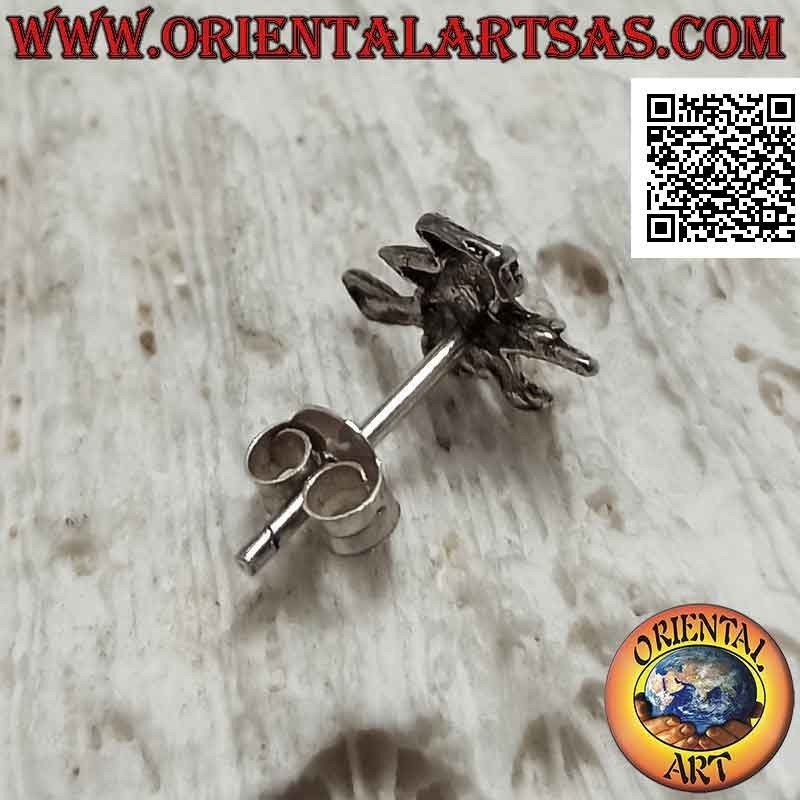 Pendiente de plata mini, la bruja en la escoba (a)