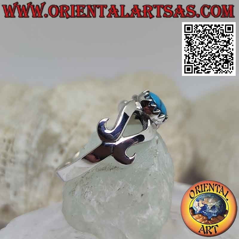 Bague en argent avec turquoise sertie au centre d'un infini lisse