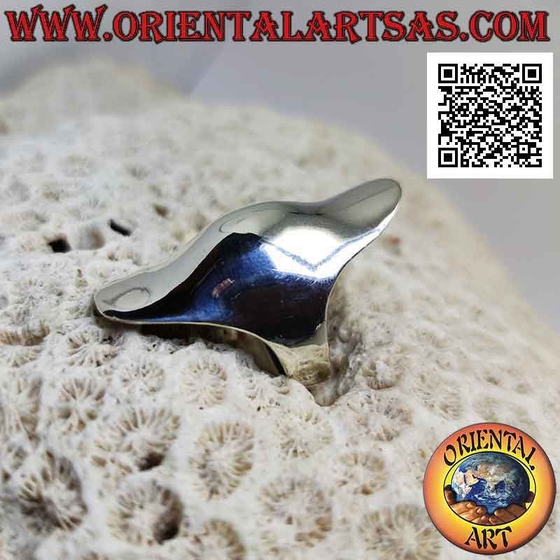 Glatter Silberring in Form einer gewellten Fingerabdeckung