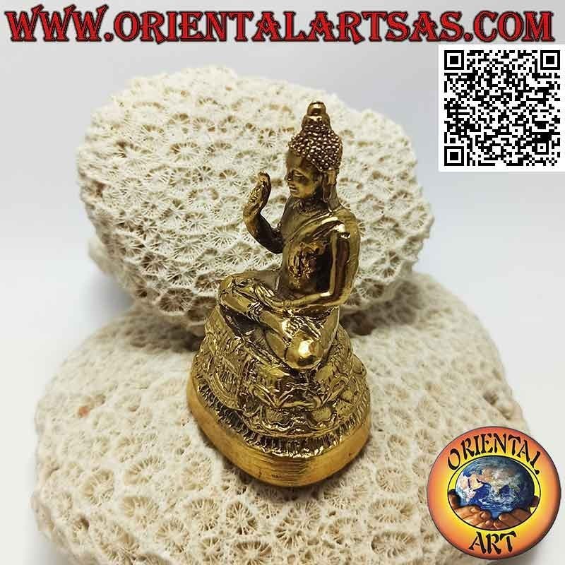Buddha sculpture of blessing on the altar in 7.5 cm gilded brass