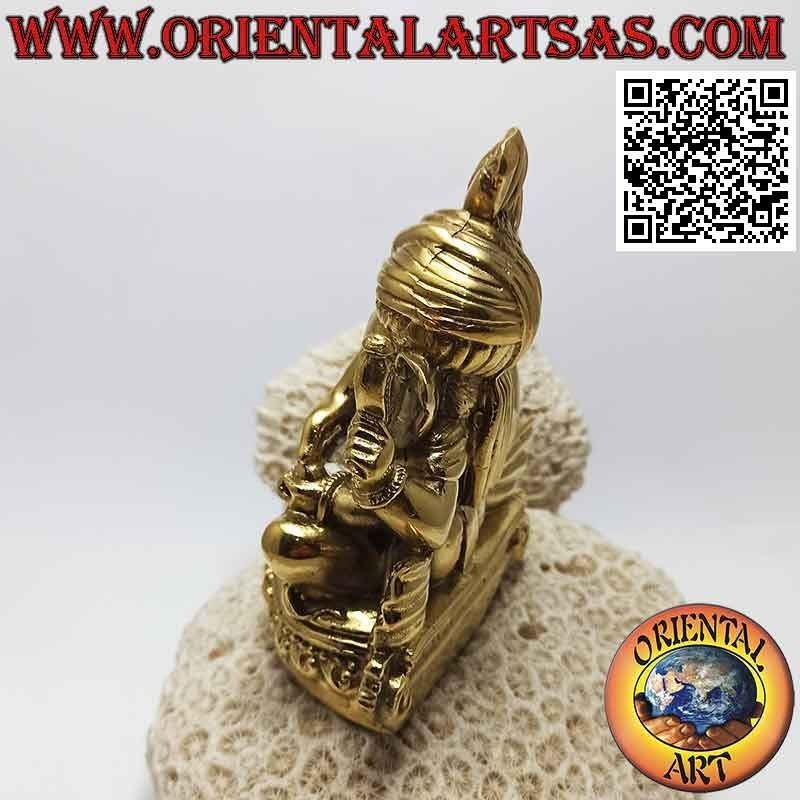 Escultura de Ganesh "el Dios elefante" sentado en el altar con turbante, en latón dorado de 12 cm