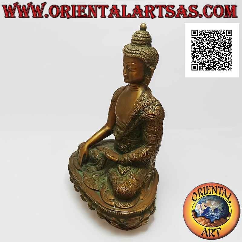 Buddha sculpture "Bhumisparsha Mudra - Subduing the demon Mara" in brass 21 cm