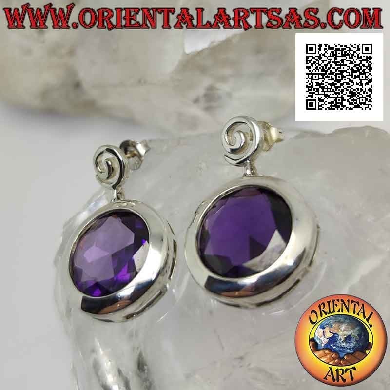 Silberne Lappenohrringe mit großem rund facettiertem synthetischem Amethyst mit glatter Drahtkante