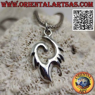 Colgante de plata en forma de anzuelo en estilo maorí - tribal