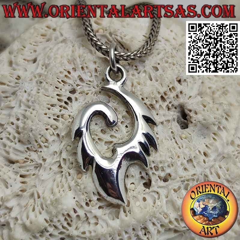 Pendentif en argent en forme d'hameçon de style maori - tribal