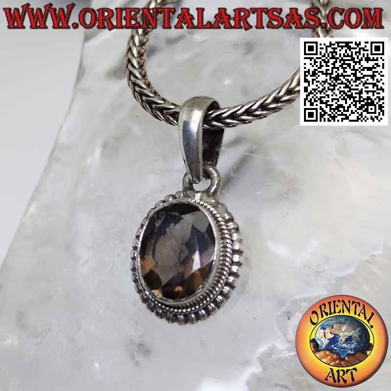 Ciondolo in argento con topazio fumé ovale contornato da intreccio