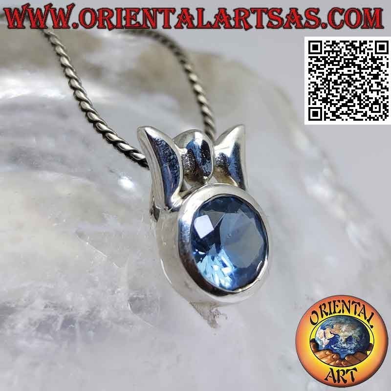 Silver pendant with faceted round blue topaz with smooth triple hook