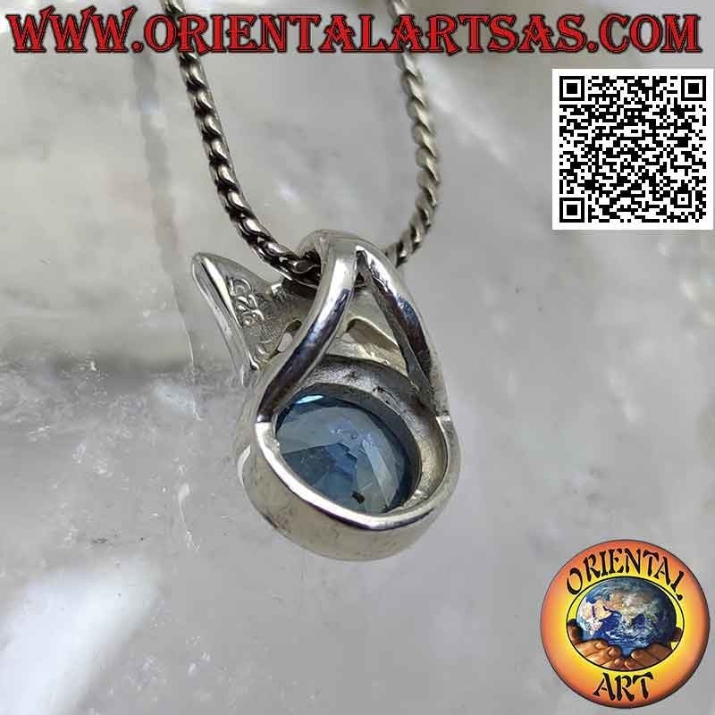 Silver pendant with faceted round blue topaz with smooth triple hook