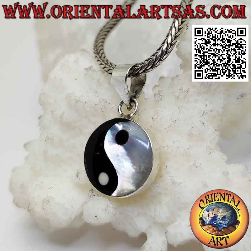 Ciondolo in argento yin yang "Tao" con madreperla e onice da 12 mm Ø