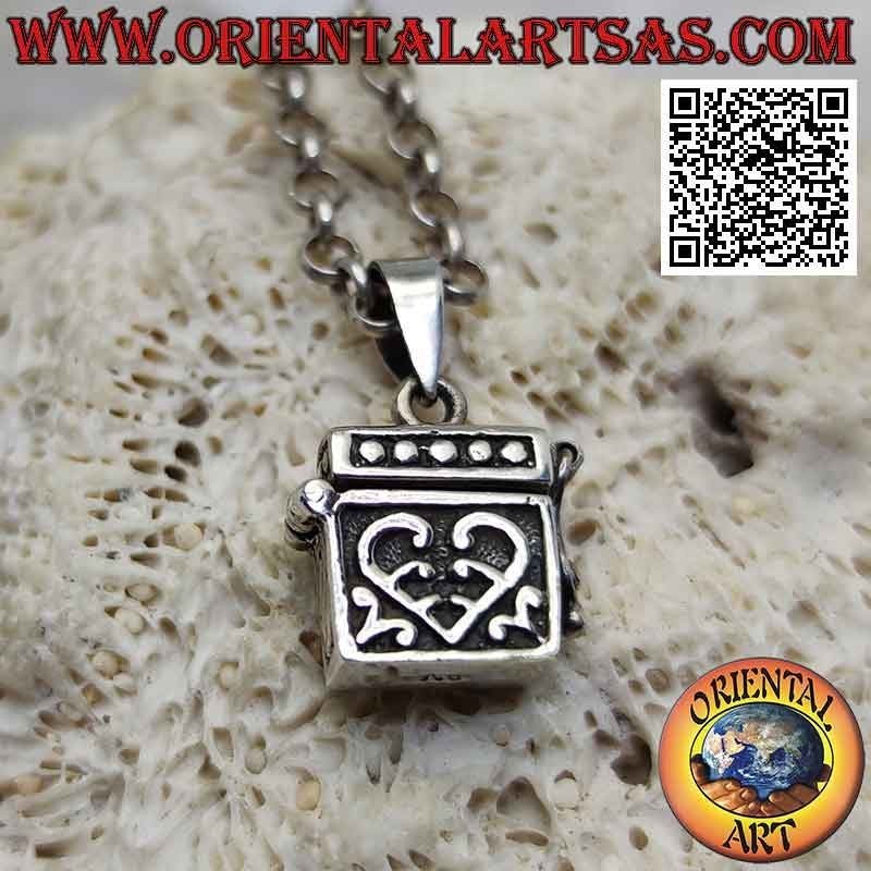 Silver box pendant in the shape of a handbag with engraved decorations