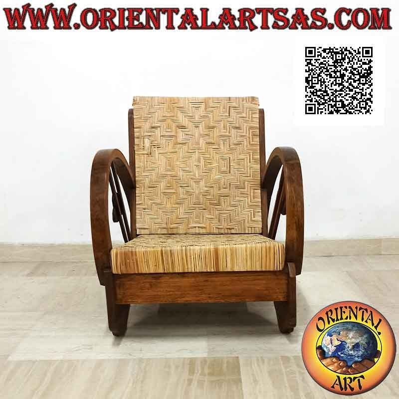 Sillón bajo de estilo imperial en madera de teca y bambú (doble correa y corazón)