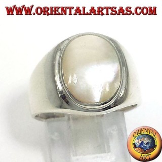 Bague en argent avec nacre ovale