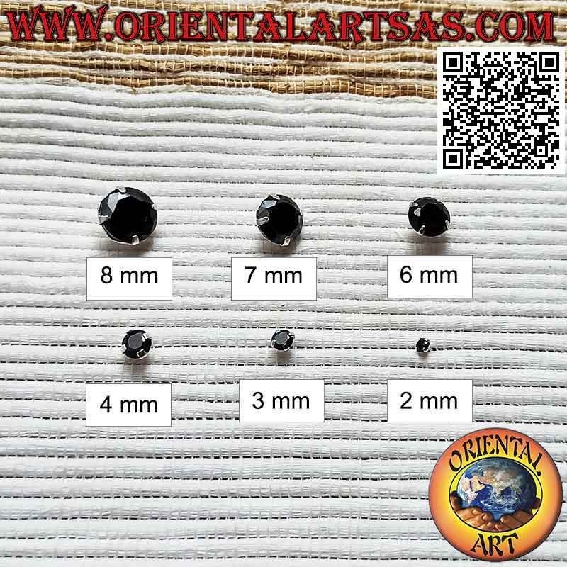 Mini orecchino in argento, zircone nero sfaccettato incastonato (tondo)