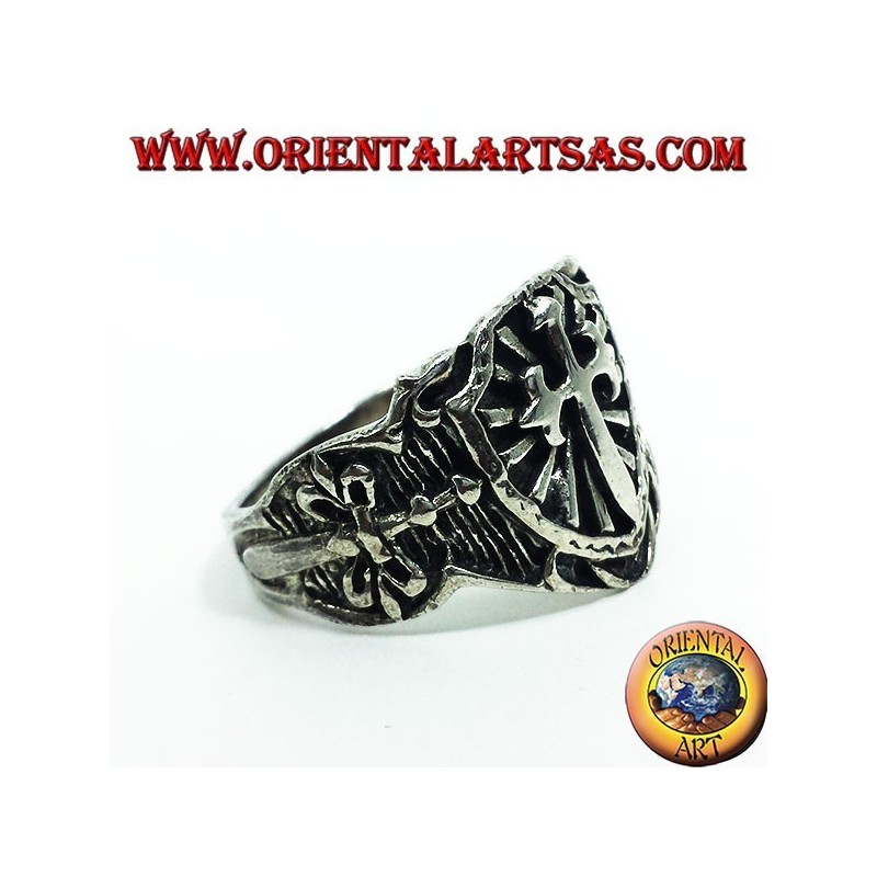 Anello in argento, scudo croce spada medievale