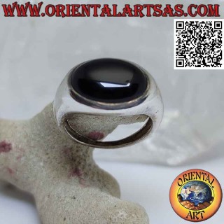 Anello in argento liscio con onice orizzontale cabochon rialzata