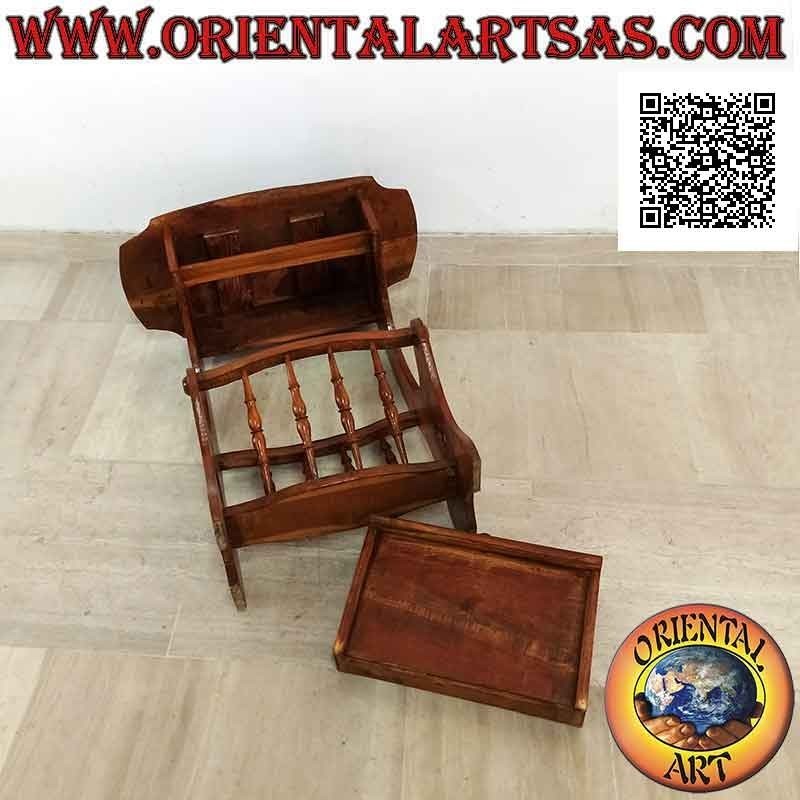 Mesa de centro con soporte para periódicos / revistas y cajón en madera de teca