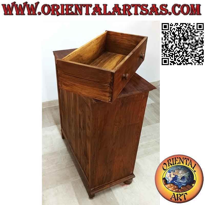 Commode rectangulaire à quatre tiroirs et pieds ronds en bois de teck