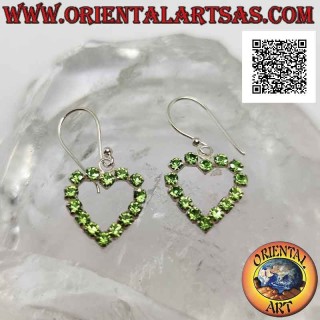 Conjunto de pendientes de plata con contorno de corazón de circonita cúbica verde (pequeño)