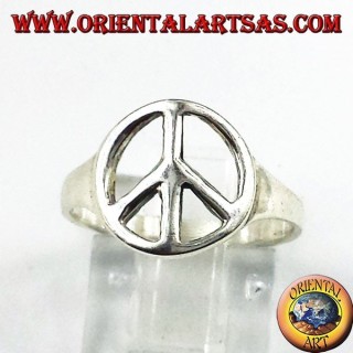 Bague en argent, un symbole de paix