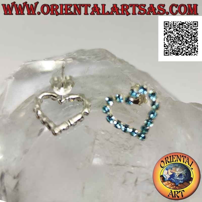 Conjunto de pendientes de plata con lóbulo con contorno de corazón de circonita cúbica azul claro (mediano)