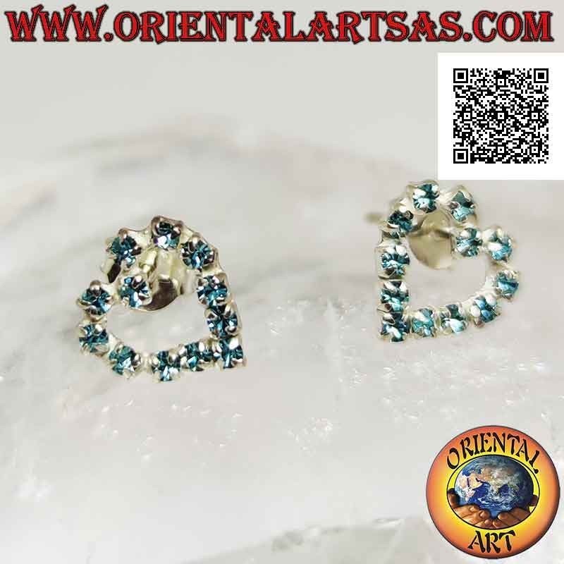 Conjunto de pendientes de plata con lóbulo con contorno de corazón de circonita cúbica azul claro (pequeño)