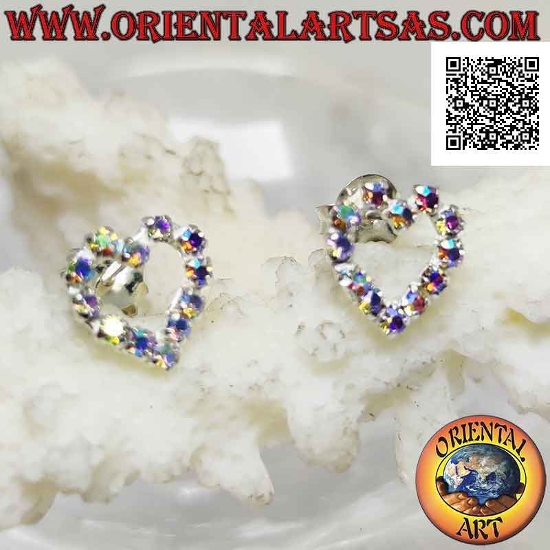 Boucles d'oreilles lobe en argent avec contour coeur d'un ensemble de zircons cubiques arc-en-ciel (petit)