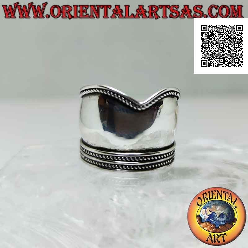 Anello in argento a fascia larga a V con decoro sui lati, Bali (regolabile)
