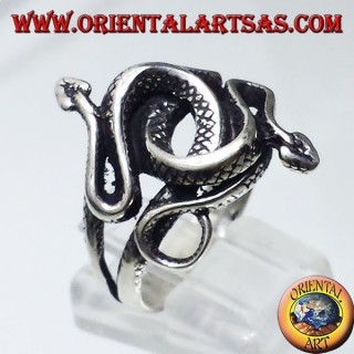 Anello due cobra attorcigliati in argento