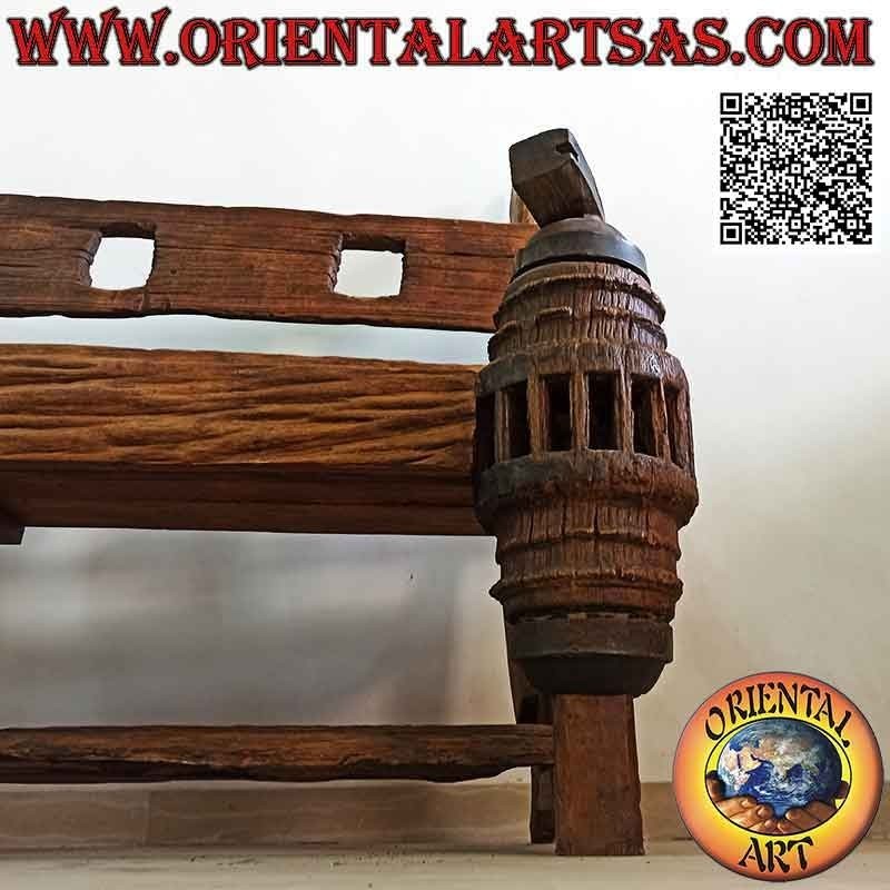Panca massiccia a tre posti in legno di teak antico riciclato da mezzi agricoli (provenienza Birmania)