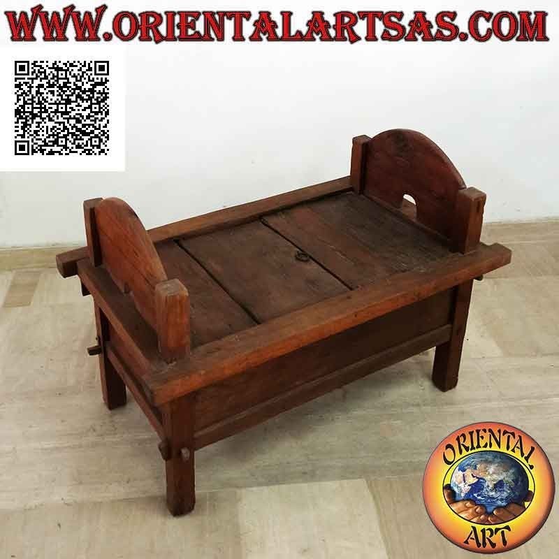 Banc - coffre "Jodang" antique original lisse en bois de teck antique (peut être ouvert)