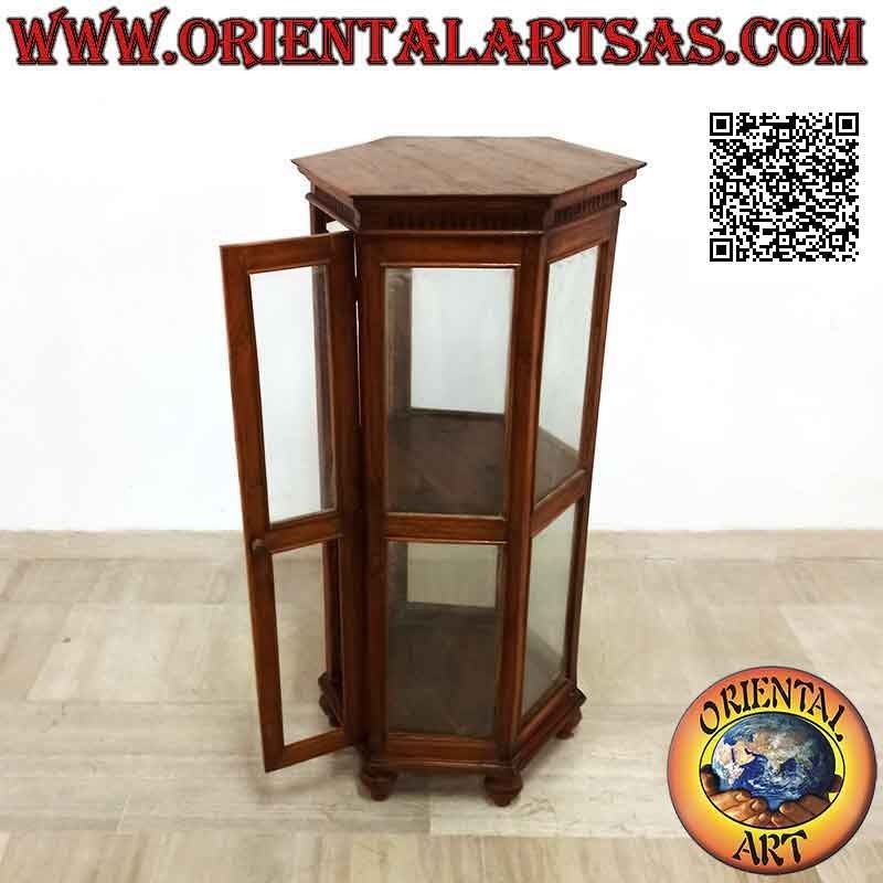 Vitrina hexagonal con decoración de dos baldas y columnas en madera de teca (natural)