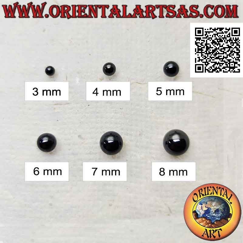 Mini orecchino in argento, la perla nera