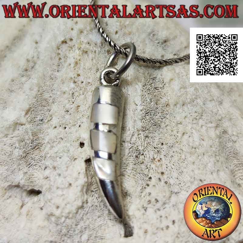 Silver pendant, smooth lucky horn with three mother-of-pearl inserts