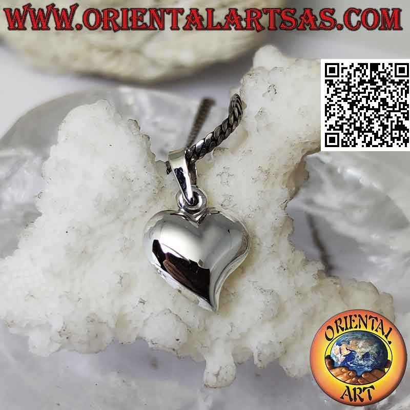 Colgante de plata, corazón liso tridimensional con punta alargada