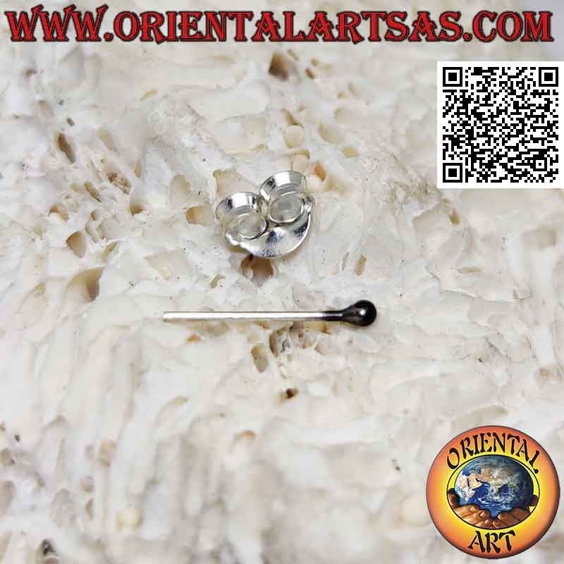 Mini boucle d'oreille en argent, la boule émaillée noire lisse