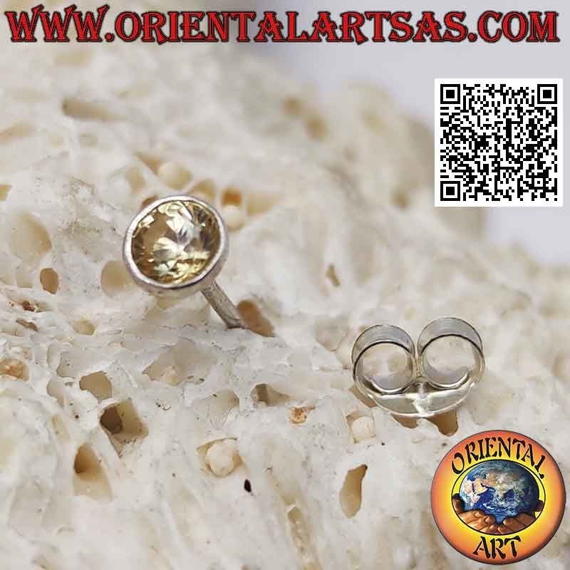 Mini orecchino in argento, topazio citrino sfaccettato tondo