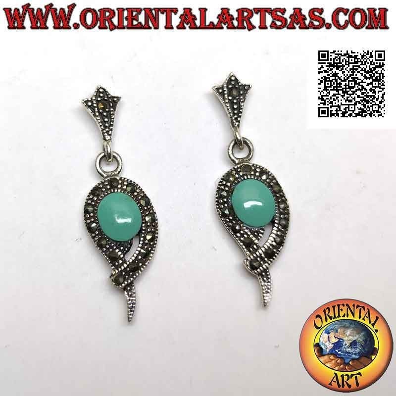 Orecchini in argento con turchese ovale contornato da una fascia marcassite a goccia